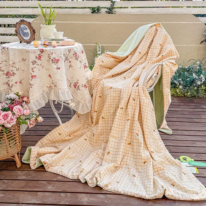 91家纺网 家纺一手货源 找家纺 木楌家居 2026新款全棉纱布云感冰冰被床盖四件套系列 甜心萝卜