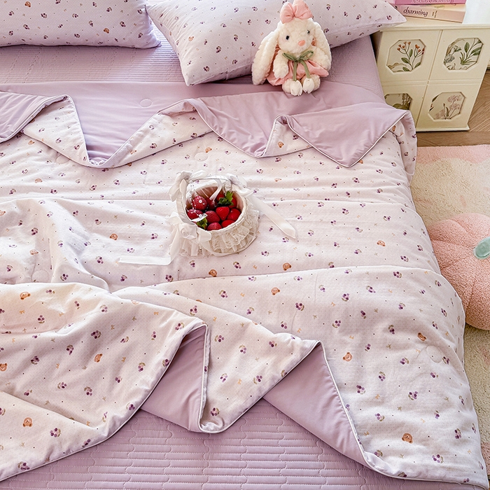 91家纺网 家纺一手货源 找家纺 木楌家居 2026新款全棉纱布云感冰冰被床盖四件套系列 樱桃熊