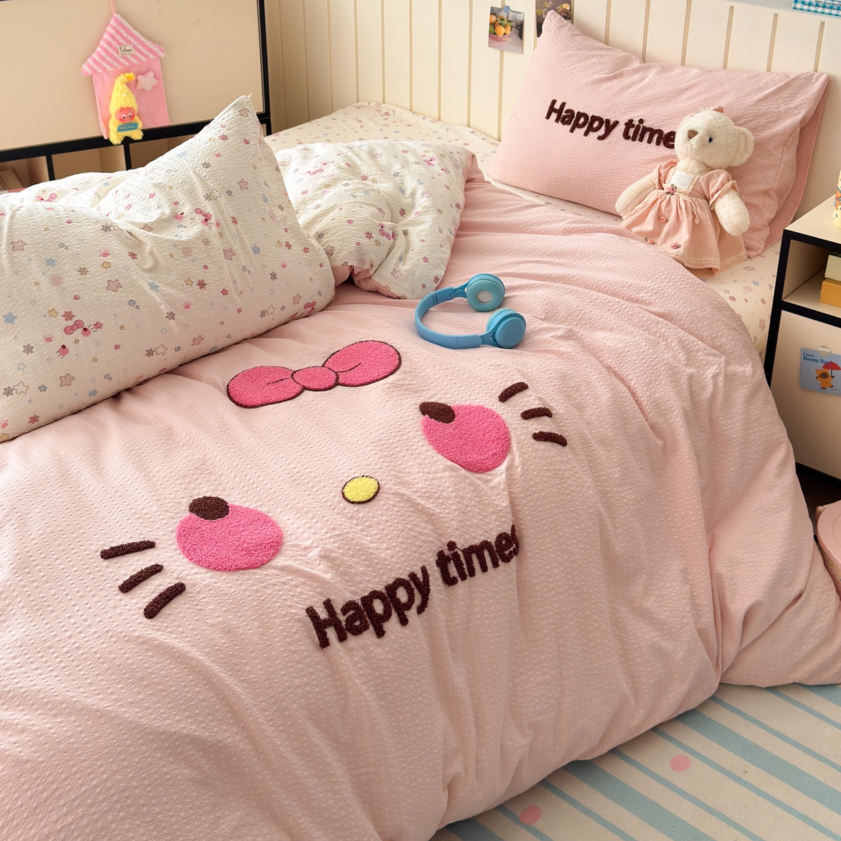 91家纺网 家纺一手货源 找家纺 橙意 2026新款高克重A类泡芙纱毛巾绣四件套 萌趣Kitty