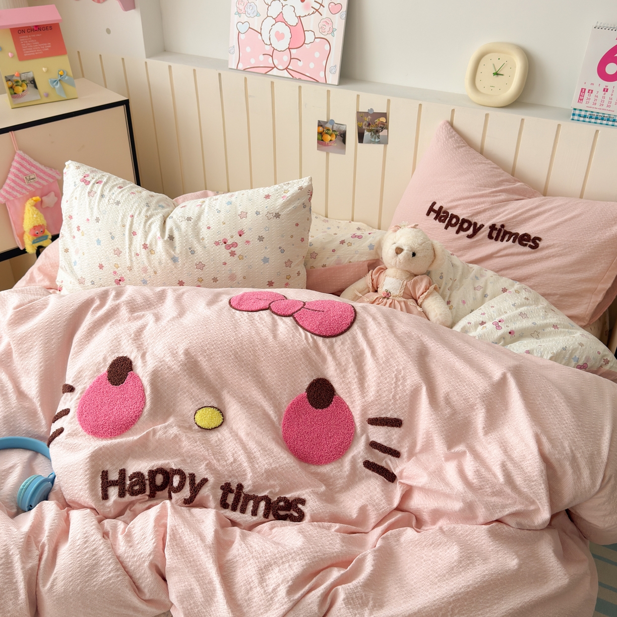 91家纺网 家纺一手货源 找家纺 橙意 2026新款高克重A类泡芙纱毛巾绣四件套 萌趣Kitty