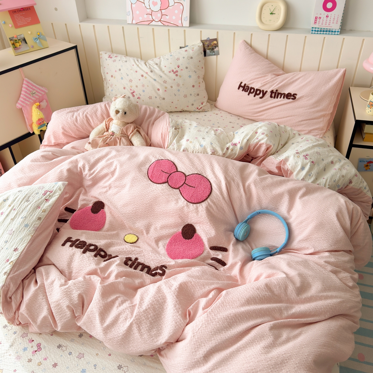 91家纺网 家纺一手货源 找家纺 橙意 2026新款高克重A类泡芙纱毛巾绣四件套 萌趣Kitty