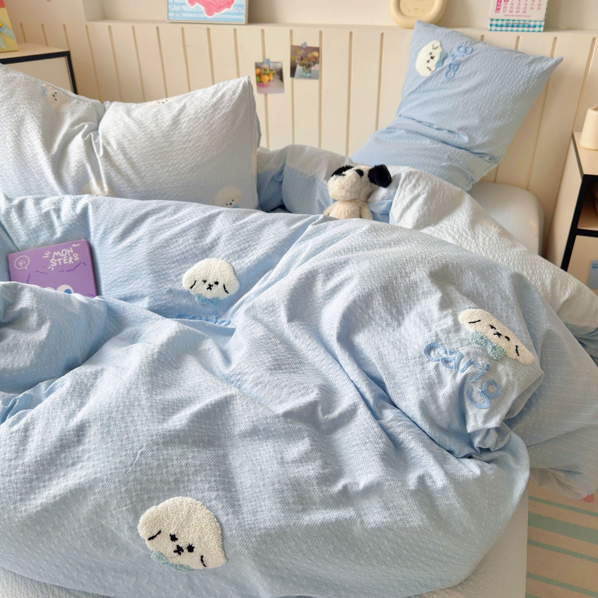 91家纺网 家纺一手货源 找家纺 橙意 2026新款高克重A类泡芙纱毛巾绣四件套 萌萌小狗-蓝