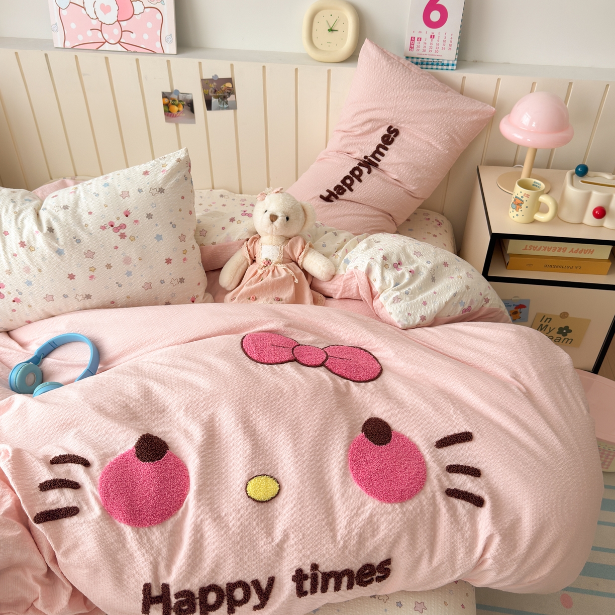 91家纺网 家纺一手货源 找家纺 橙意 2026新款高克重A类泡芙纱毛巾绣四件套 萌趣Kitty