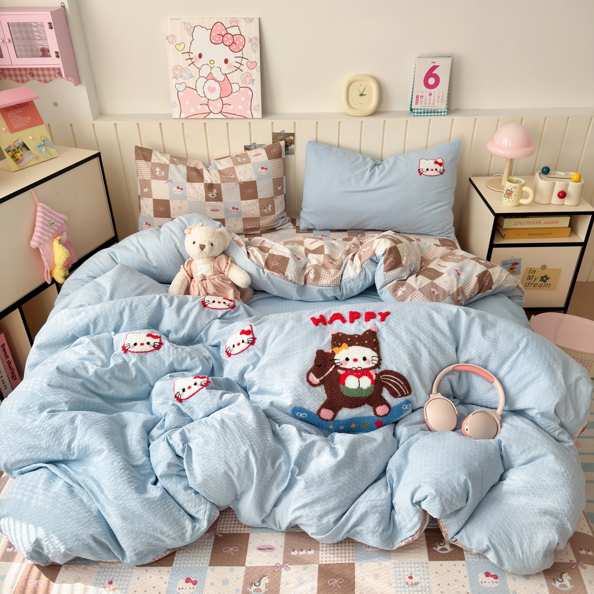 91家纺网 家纺一手货源 找家纺 橙意 2026新款高克重A类泡芙纱毛巾绣四件套 木马KT猫-蓝