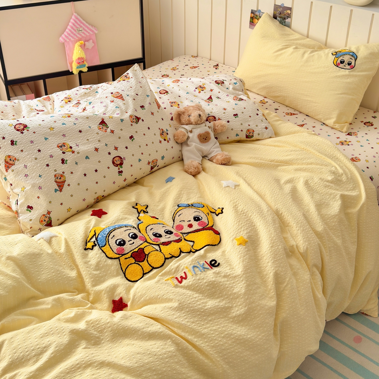 91家纺网 家纺一手货源 找家纺 橙意 2026新款高克重A类泡芙纱毛巾绣四件套 星星伙伴