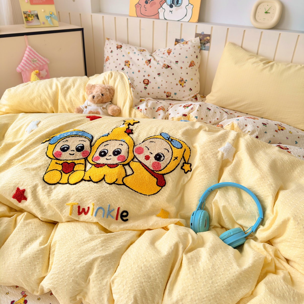 91家纺网 家纺一手货源 找家纺 橙意 2026新款高克重A类泡芙纱毛巾绣四件套 星星伙伴