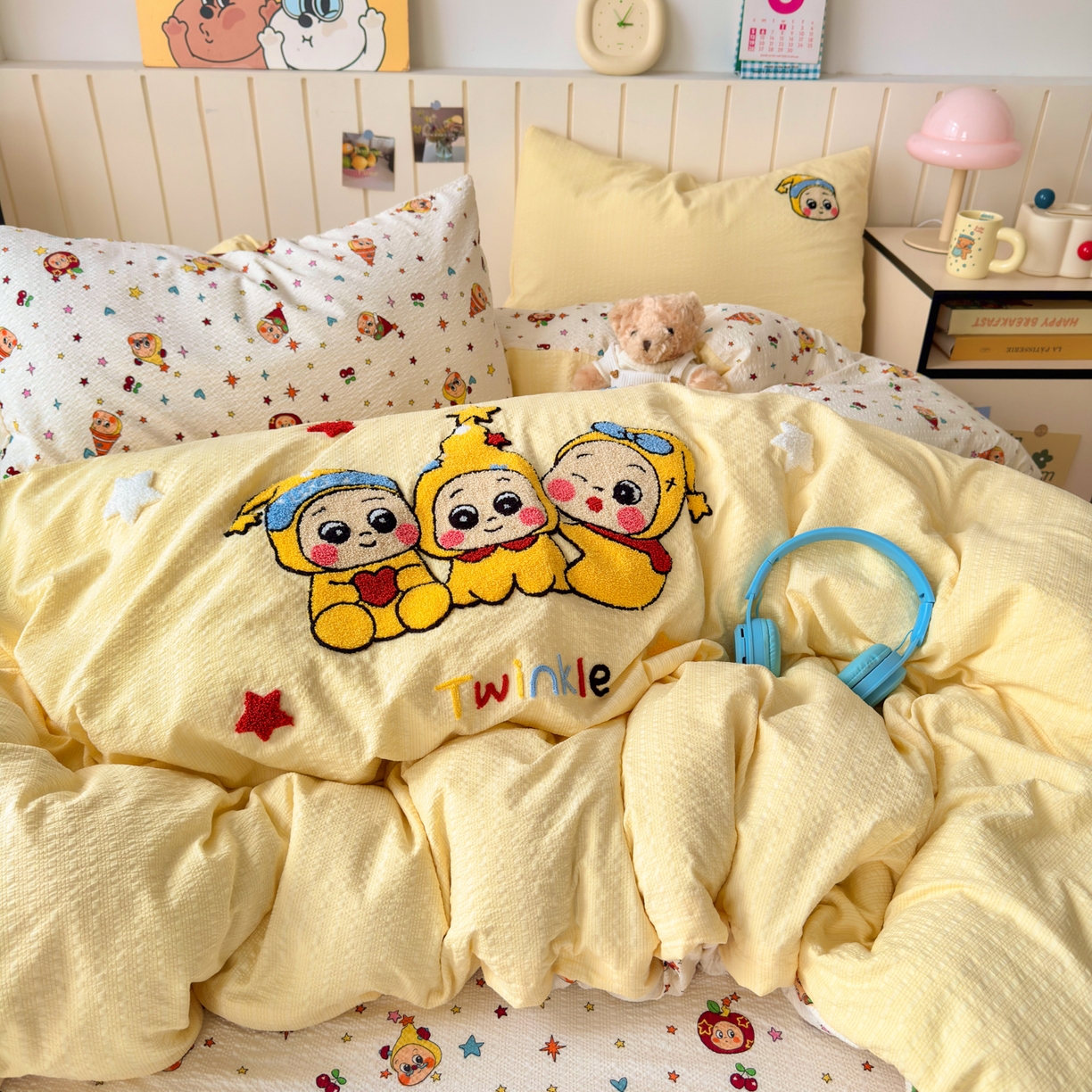 91家纺网 家纺一手货源 找家纺 橙意 2026新款高克重A类泡芙纱毛巾绣四件套 星星伙伴