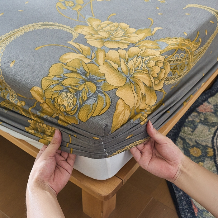 91家纺网 家纺一手货源 找家纺 爱彼家纺 2026春夏新款原麻邹邹纱印花单床笠 床笠单件 原麻皱皱纱-千寻-灰