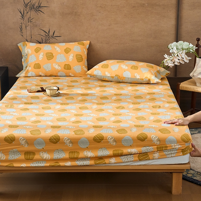 91家纺网 家纺一手货源 找家纺 爱彼家纺 2026春夏新款原麻邹邹纱印花单床笠 床笠单件 原麻皱皱纱-南瓜黄