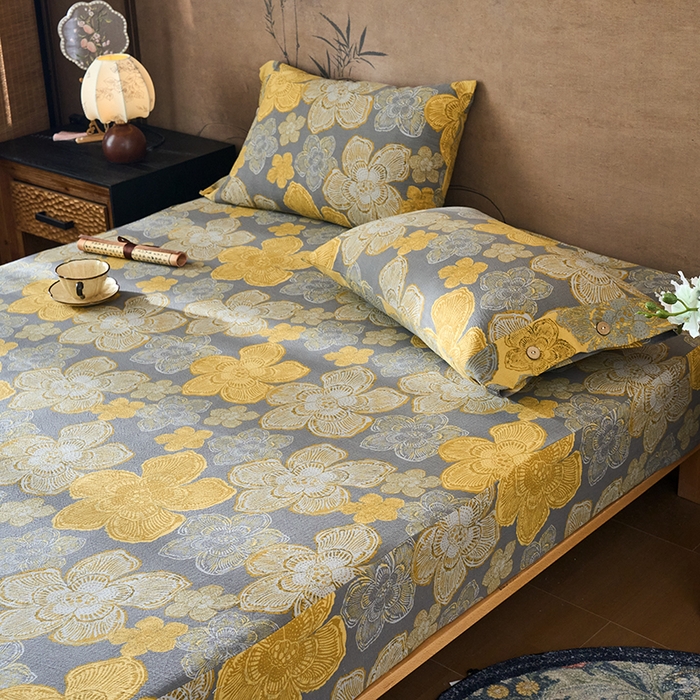 91家纺网 家纺一手货源 找家纺 爱彼家纺 2026春夏新款原麻邹邹纱印花单床笠 床笠单件 原麻皱皱纱-繁花-灰