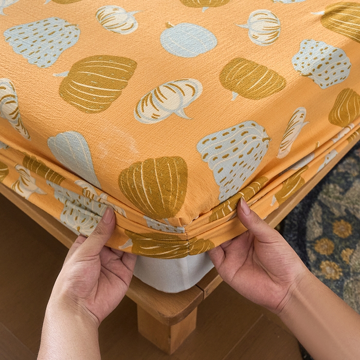 91家纺网 家纺一手货源 找家纺 爱彼家纺 2026春夏新款原麻邹邹纱印花单床笠 床笠单件 原麻皱皱纱-南瓜黄