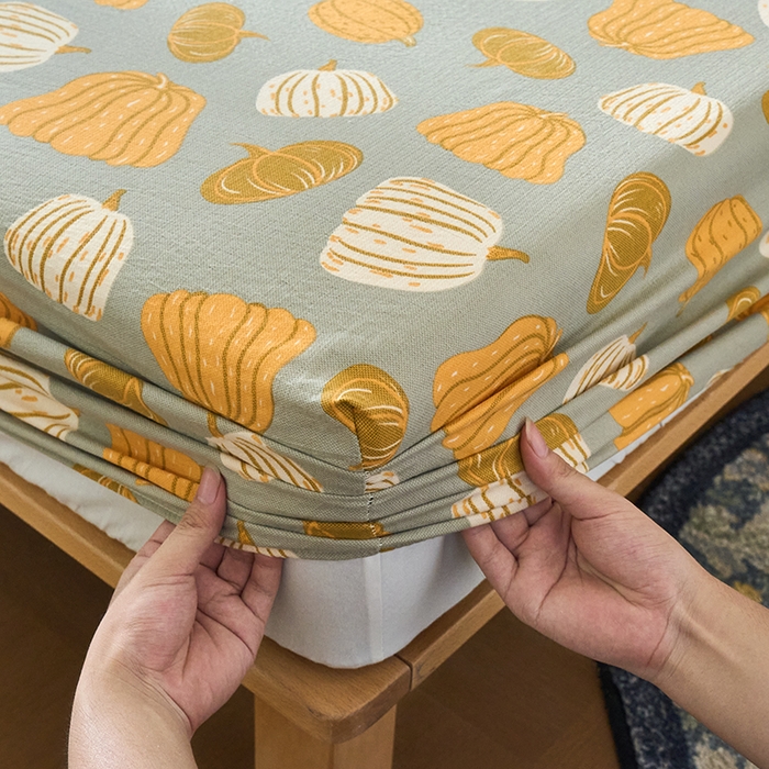 91家纺网 家纺一手货源 找家纺 爱彼家纺 2026春夏新款原麻邹邹纱印花单床笠 床笠单件 原麻皱皱纱-南瓜-灰