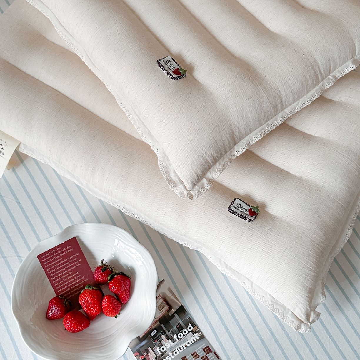 91家纺网 家纺一手货源 找家纺 （总）伟邦枕芯 2026新款草莓花边棉麻低枕