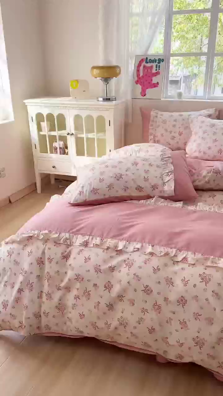 91家纺网 家纺一手货源 找家纺 玉元坊 2026新款全棉纯棉小碎花刺绣花边款四件套田园公主风系列 花漾结缘