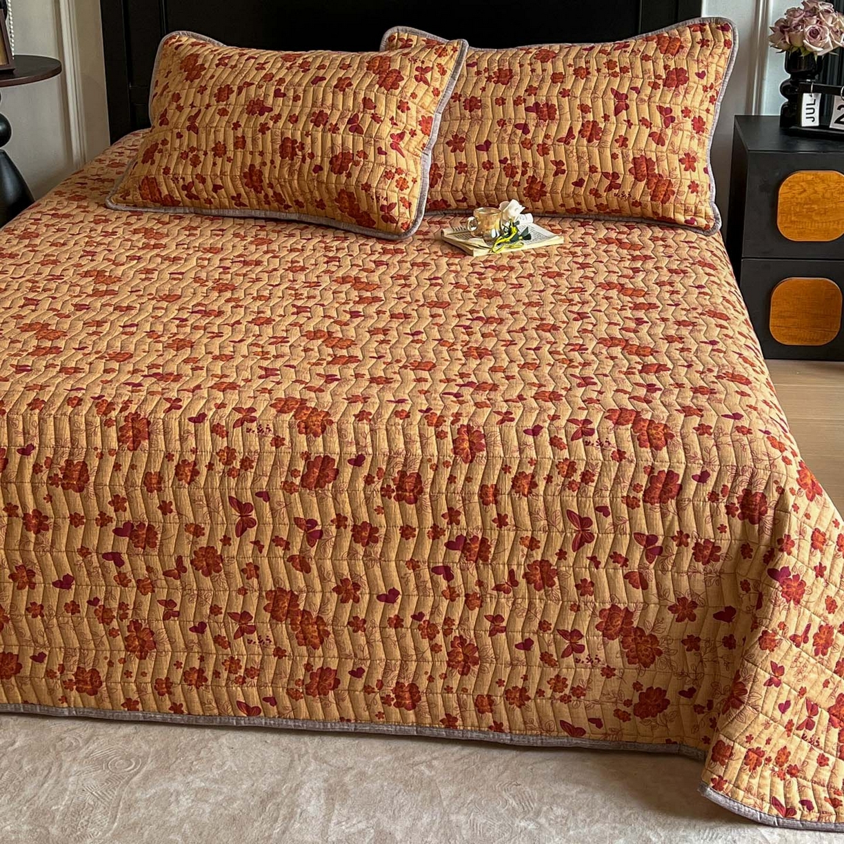 91家纺网 家纺一手货源 找家纺 满座家居 2026新款舒适亲肤简约单品床盖 红尘如梦