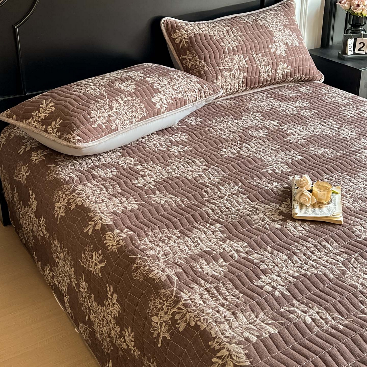 91家纺网 家纺一手货源 找家纺 满座家居 2026新款舒适亲肤简约单品床盖 锦瑟