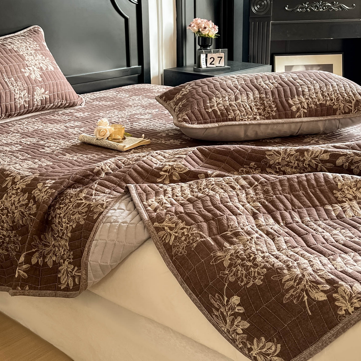 91家纺网 家纺一手货源 找家纺 满座家居 2026新款舒适亲肤简约单品床盖 锦瑟