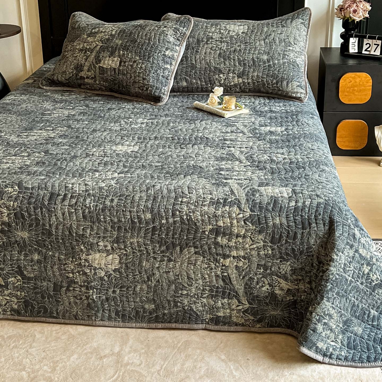 91家纺网 家纺一手货源 找家纺 满座家居 2026新款舒适亲肤简约单品床盖 铜雀