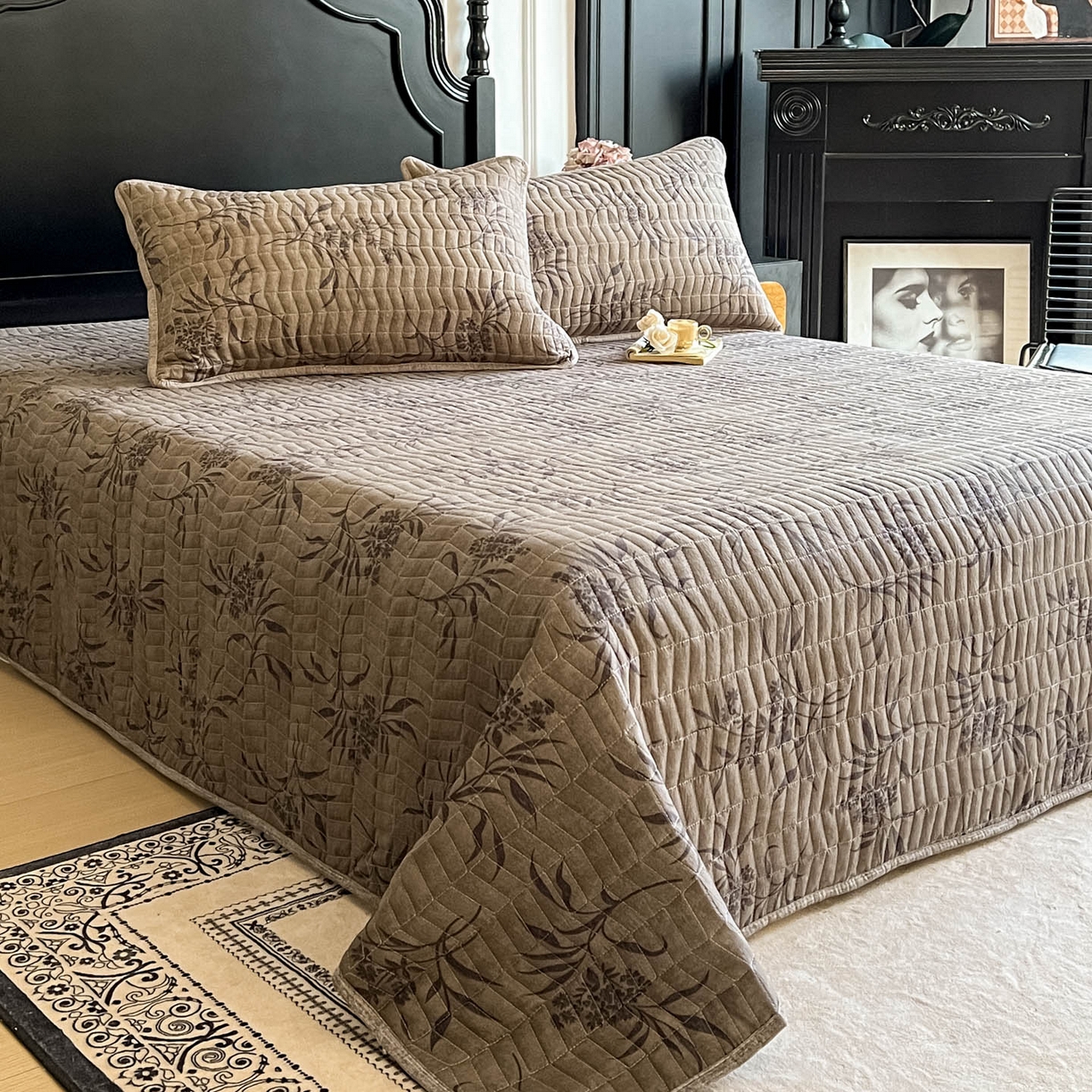 91家纺网 家纺一手货源 找家纺 满座家居 2026新款舒适亲肤简约单品床盖 玉茗