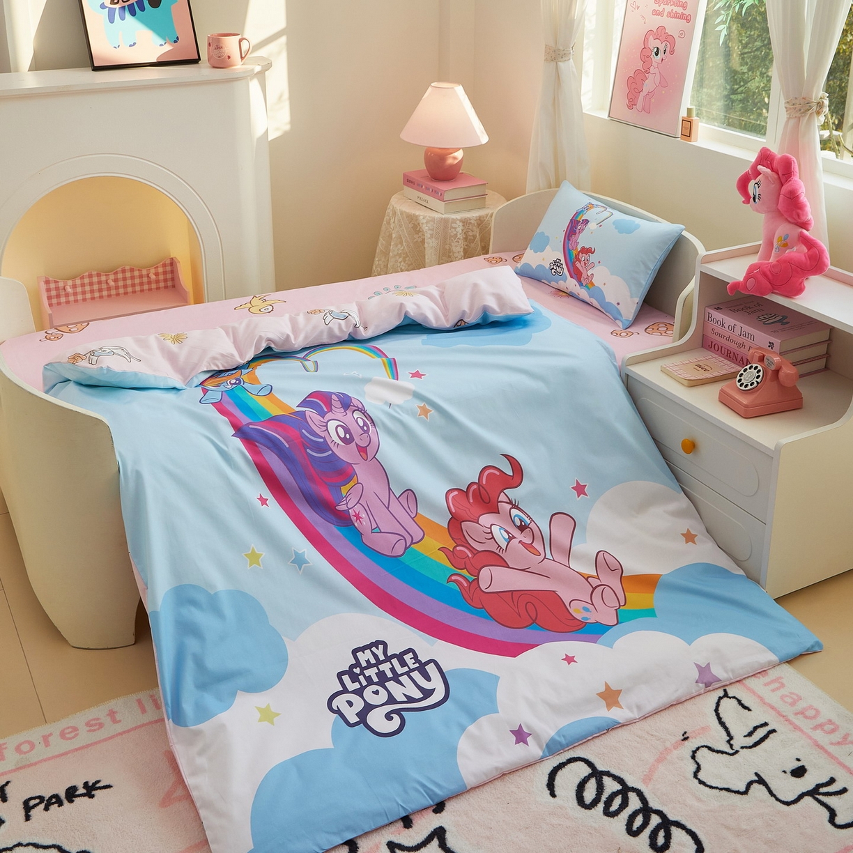 91家纺网 家纺一手货源 找家纺 蘭菲家纺 2026新款幼儿园儿童小马宝莉系列多件套 嗨皮宝莉