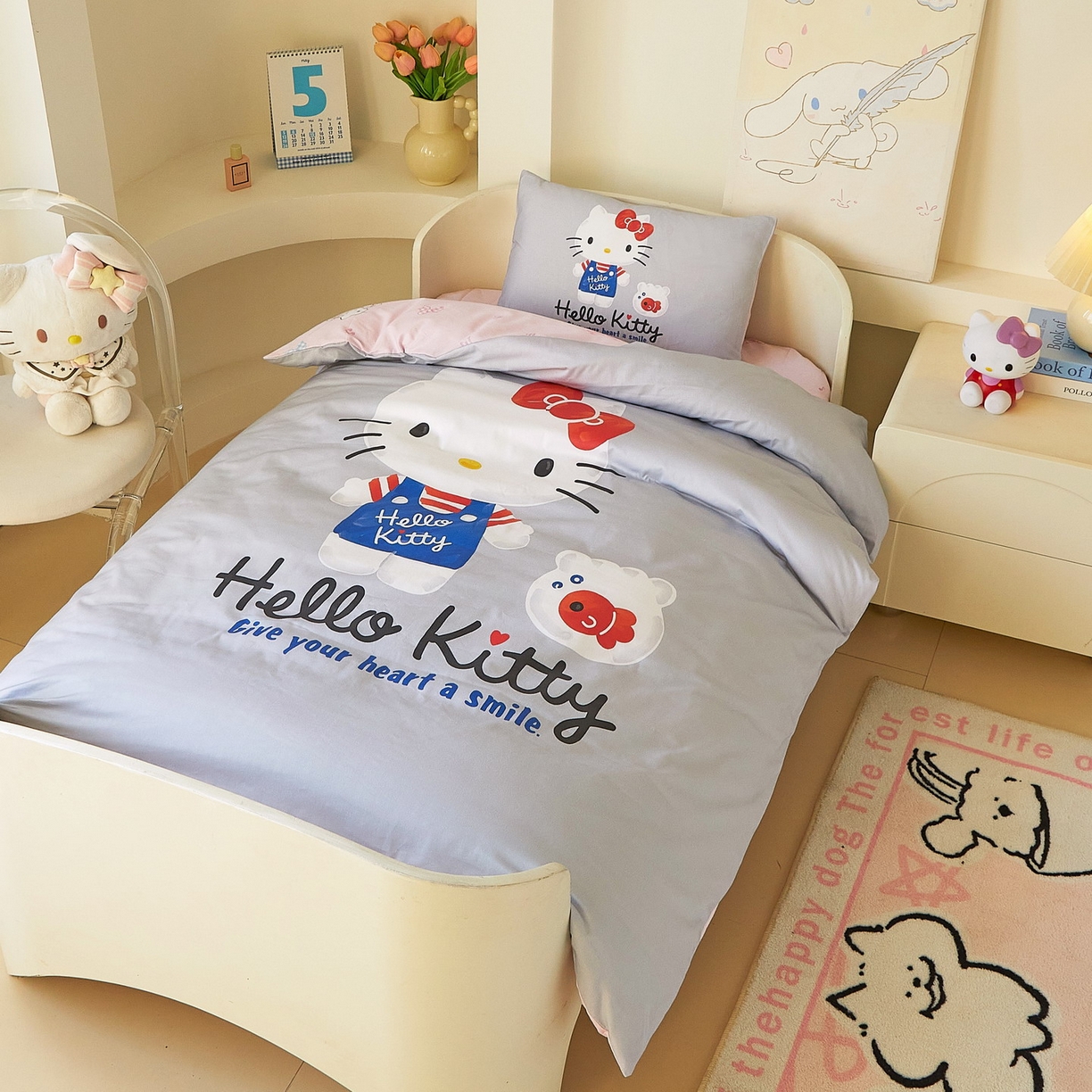 91家纺网 家纺一手货源 找家纺 蘭菲家纺 2026新款幼儿园儿童三丽欧系列多件套 可爱KT灰