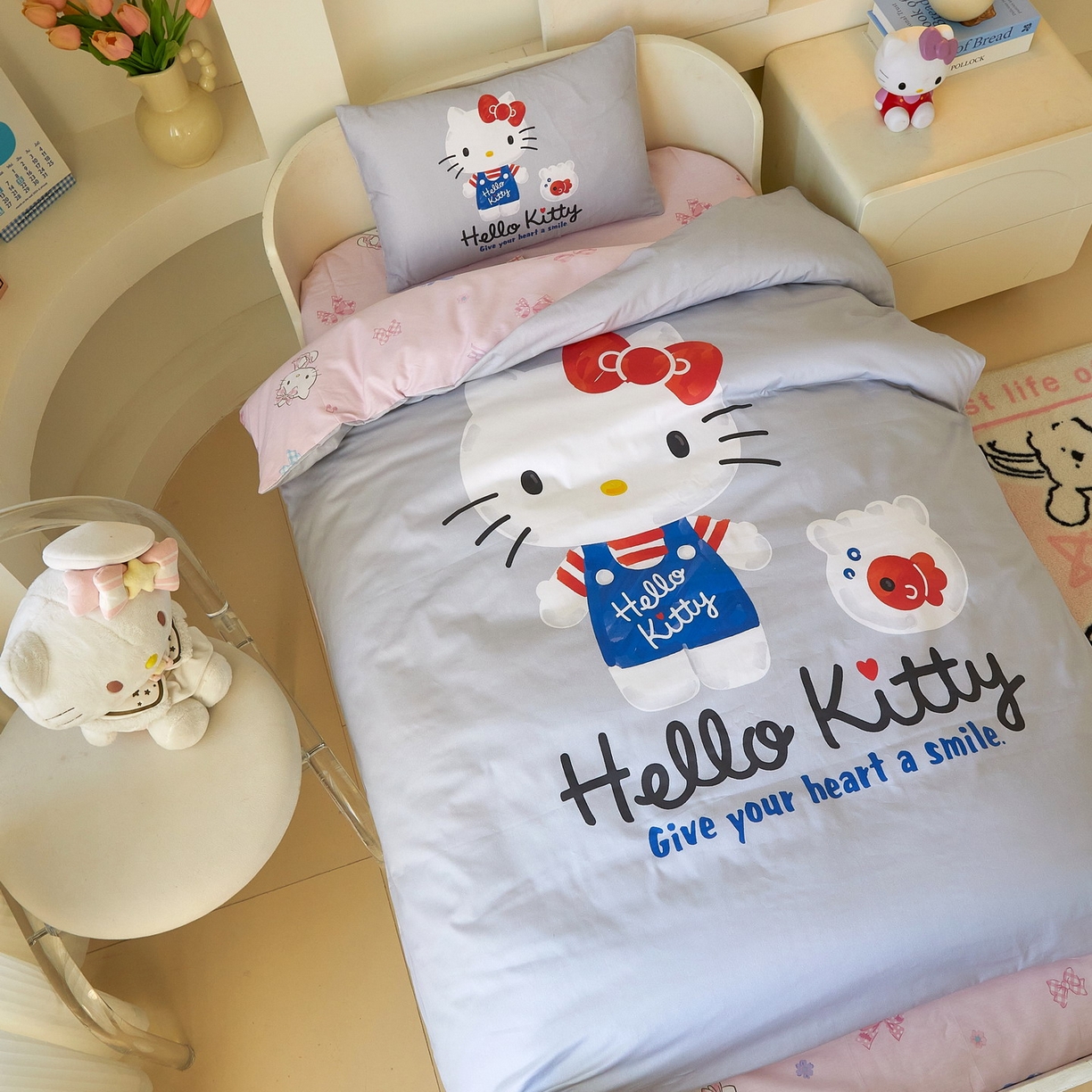 91家纺网 家纺一手货源 找家纺 蘭菲家纺 2026新款幼儿园儿童三丽欧系列多件套 可爱KT灰