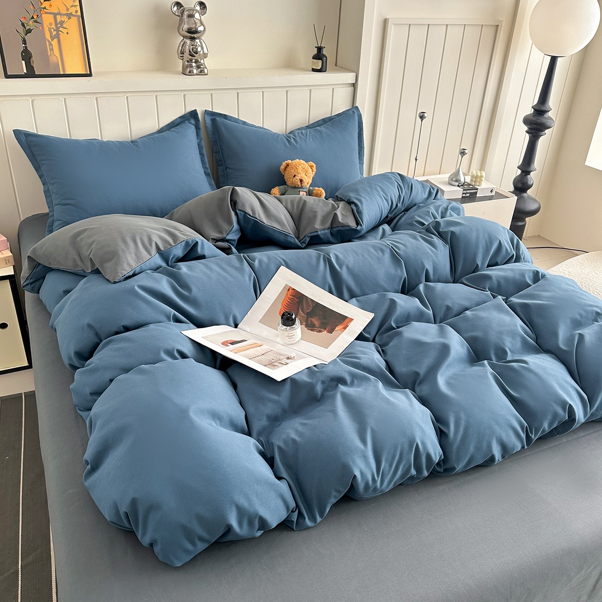 91家纺网 家纺一手货源 找家纺 佑泽家纺 2026年纯色双拼水洗棉四件套单被套 宾利蓝+月光灰