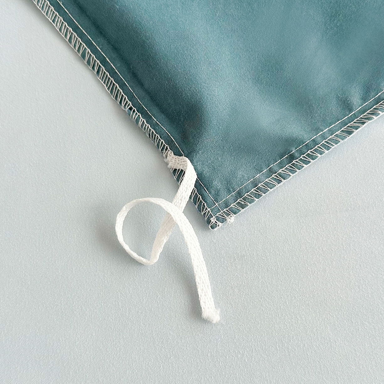 91家纺网 家纺一手货源 找家纺 佑泽家纺 2026年纯色双拼水洗棉四件套单被套 松石绿+天空蓝