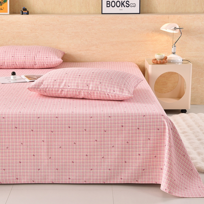 91家纺网 家纺一手货源 找家纺 德比尔斯  2026新款原棉老粗布凉席印花床单三件套 粉格子