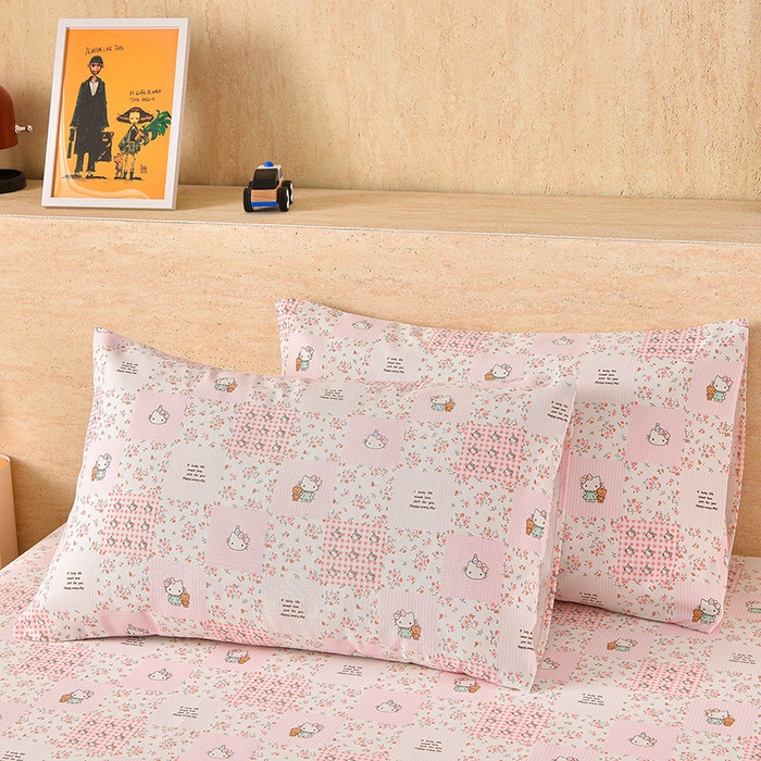 91家纺网 家纺一手货源 找家纺 德比尔斯  2026新款原棉老粗布凉席印花床单三件套 粉色猫