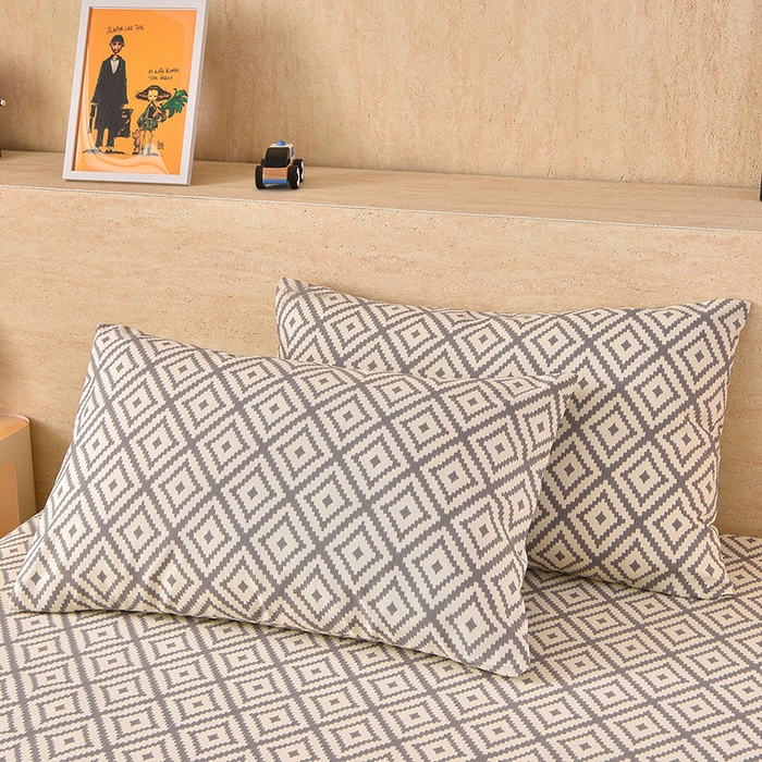 91家纺网 家纺一手货源 找家纺 德比尔斯  2026新款原棉老粗布凉席印花床单三件套 菱格