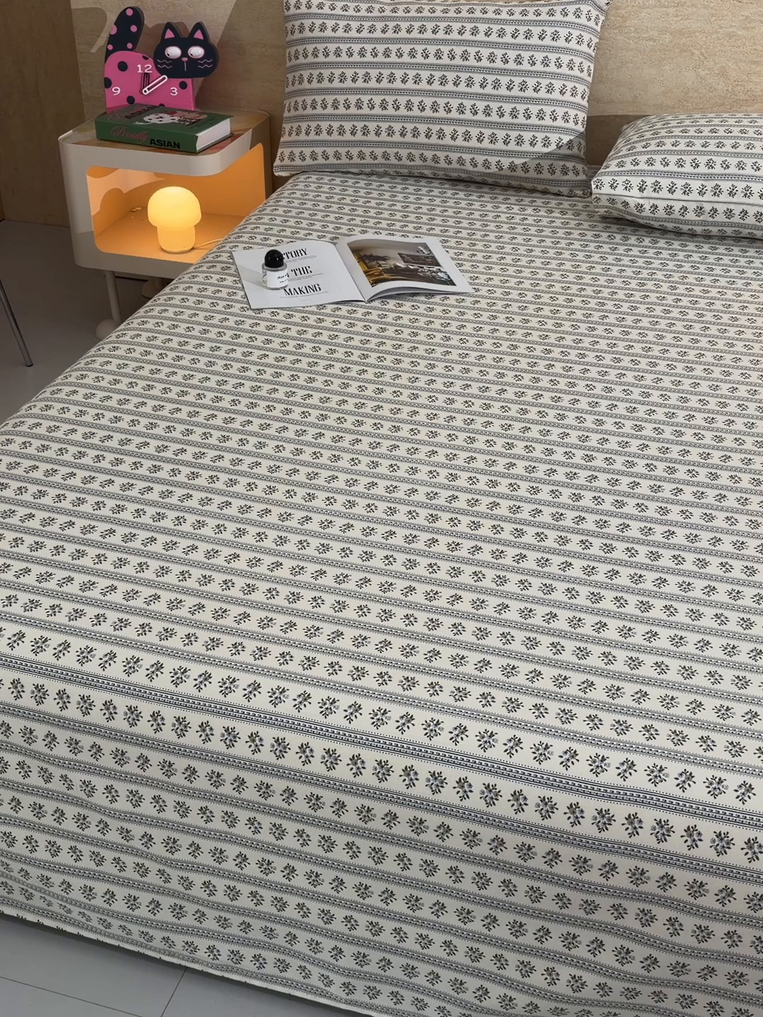 91家纺网 家纺一手货源 找家纺 德比尔斯  2026新款原棉老粗布凉席印花床单三件套 慕夏