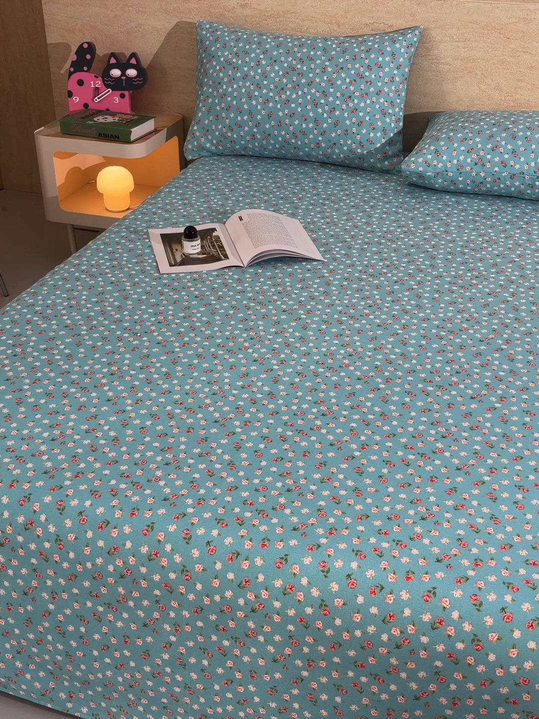 91家纺网 家纺一手货源 找家纺 德比尔斯  2026新款原棉老粗布凉席印花床单三件套 相遇-蓝