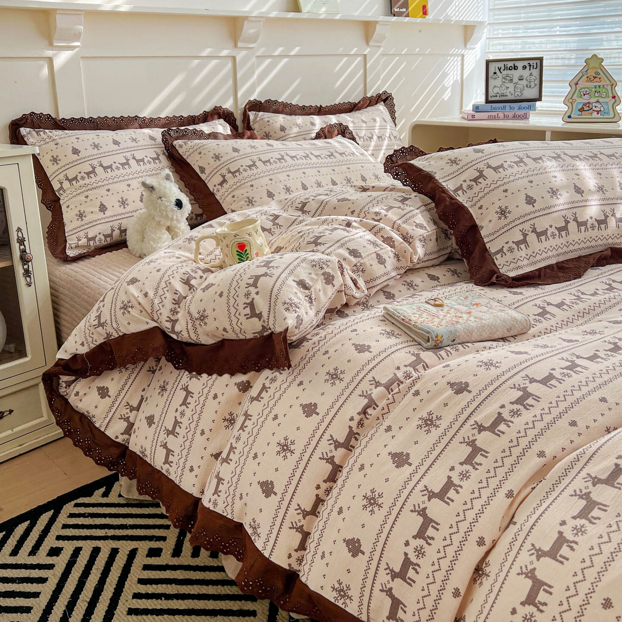 91家纺网 家纺一手货源 找家纺 （总）富米莱（原臻工厂） 2026新款高克重爆款法式全棉纯棉花边四季款加厚色织提花床盖床裙四件套