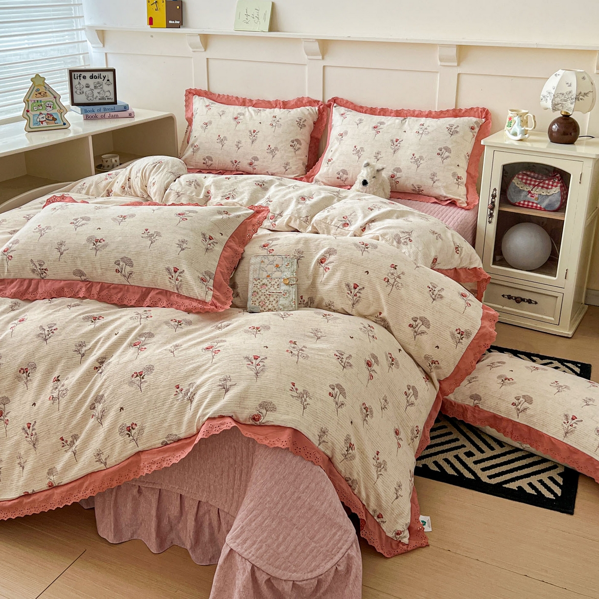 91家纺网 家纺一手货源 找家纺 （总）富米莱（原臻工厂） 2026新款高克重爆款法式全棉纯棉花边四季款加厚色织提花床盖床裙四件套