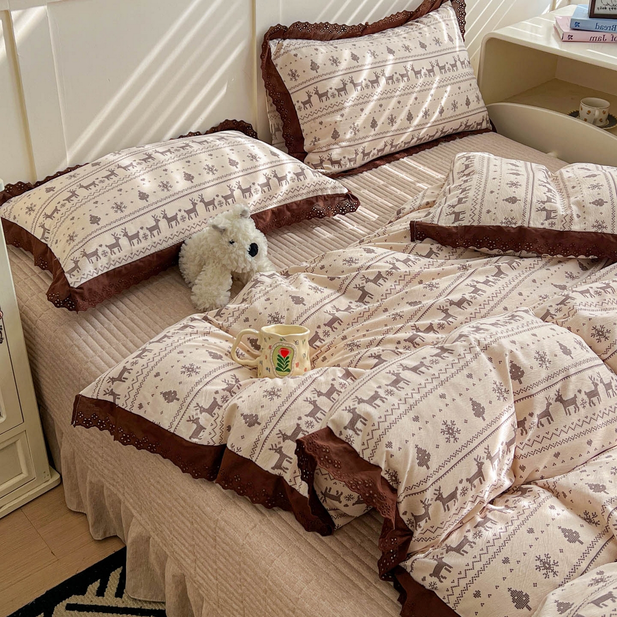 91家纺网 家纺一手货源 找家纺 富米莱（原臻工厂） 2026新款高克重爆款法式全棉纯棉花边四季款加厚色织提花床盖床裙四件套 提花-北欧童话