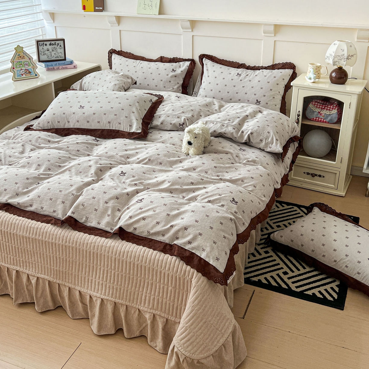 91家纺网 家纺一手货源 找家纺 富米莱（原臻工厂） 2026新款高克重爆款法式全棉纯棉花边四季款加厚色织提花床盖床裙四件套 提花-摇摇马