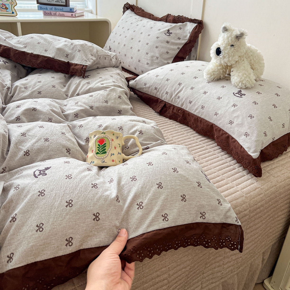 91家纺网 家纺一手货源 找家纺 富米莱（原臻工厂） 2026新款高克重爆款法式全棉纯棉花边四季款加厚色织提花床盖床裙四件套 提花-摇摇马