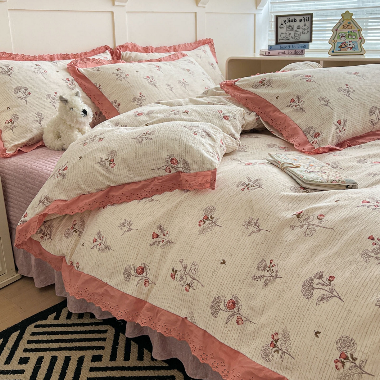 91家纺网 家纺一手货源 找家纺 富米莱（原臻工厂） 2026新款高克重爆款法式全棉纯棉花边四季款加厚色织提花床盖床裙四件套 提花-野蔷薇