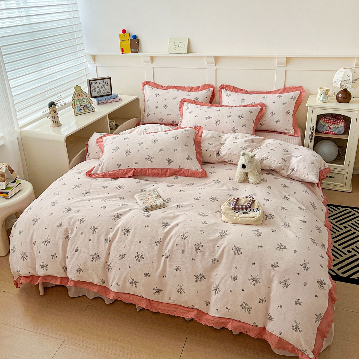 91家纺网 家纺一手货源 找家纺 富米莱（原臻工厂） 2026新款高克重爆款法式全棉纯棉花边四季款加厚色织提花床盖床裙四件套 提花-南法假日