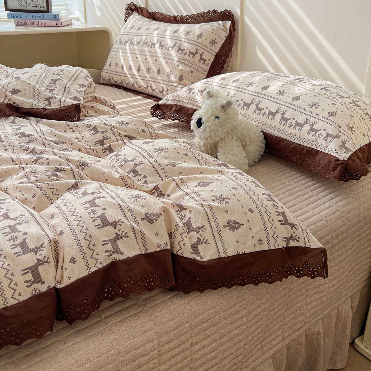 91家纺网 家纺一手货源 找家纺 富米莱（原臻工厂） 2026新款高克重爆款法式全棉纯棉花边四季款加厚色织提花床盖床裙四件套 提花-北欧童话