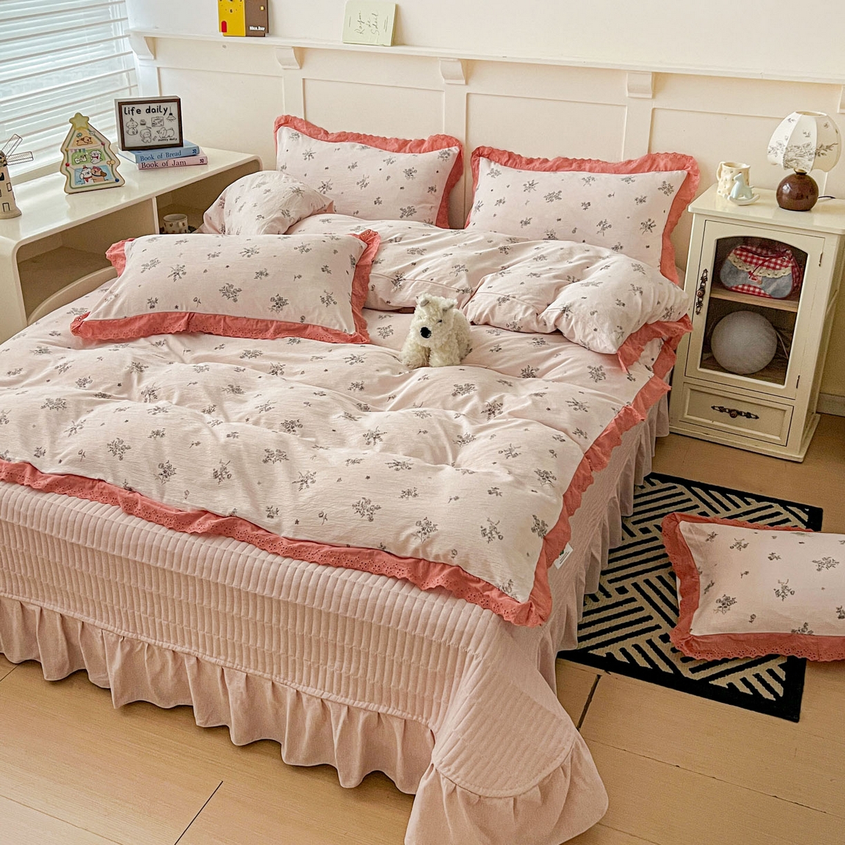 91家纺网 家纺一手货源 找家纺 富米莱（原臻工厂） 2026新款高克重爆款法式全棉纯棉花边四季款加厚色织提花床盖床裙四件套 提花-南法假日