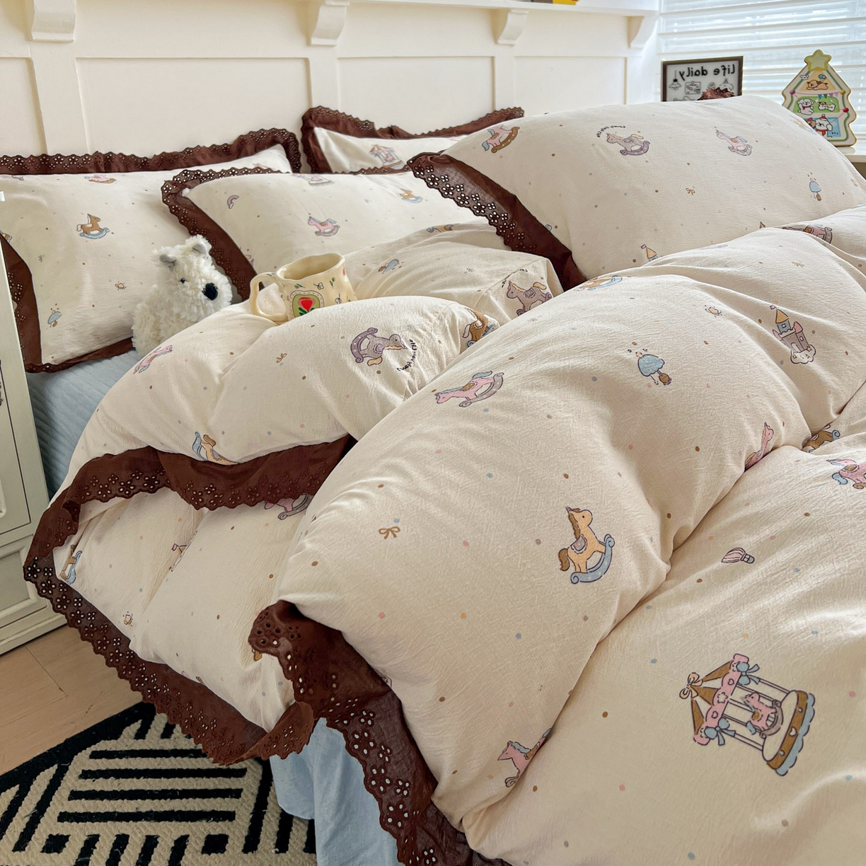 91家纺网 家纺一手货源 找家纺 富米莱（原臻工厂） 2026新款高克重爆款法式全棉纯棉花边四季款加厚色织提花床盖床裙四件套 提花-童梦园