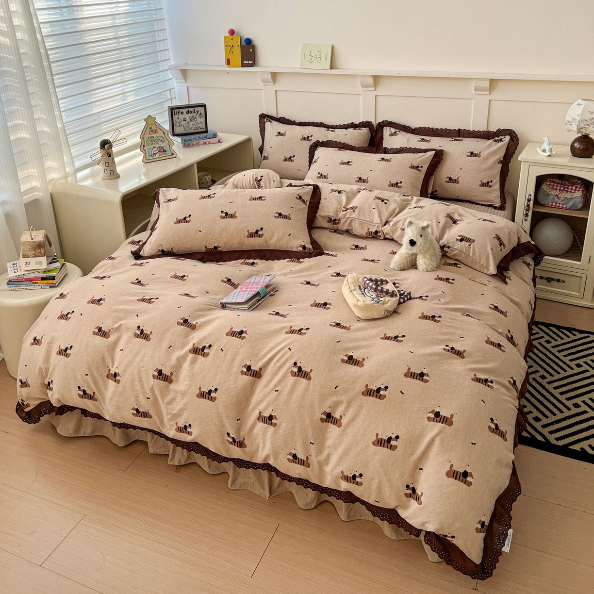 91家纺网 家纺一手货源 找家纺 富米莱（原臻工厂） 2026新款高克重爆款法式全棉纯棉花边四季款加厚色织提花床盖床裙四件套 提花-樱桃狗