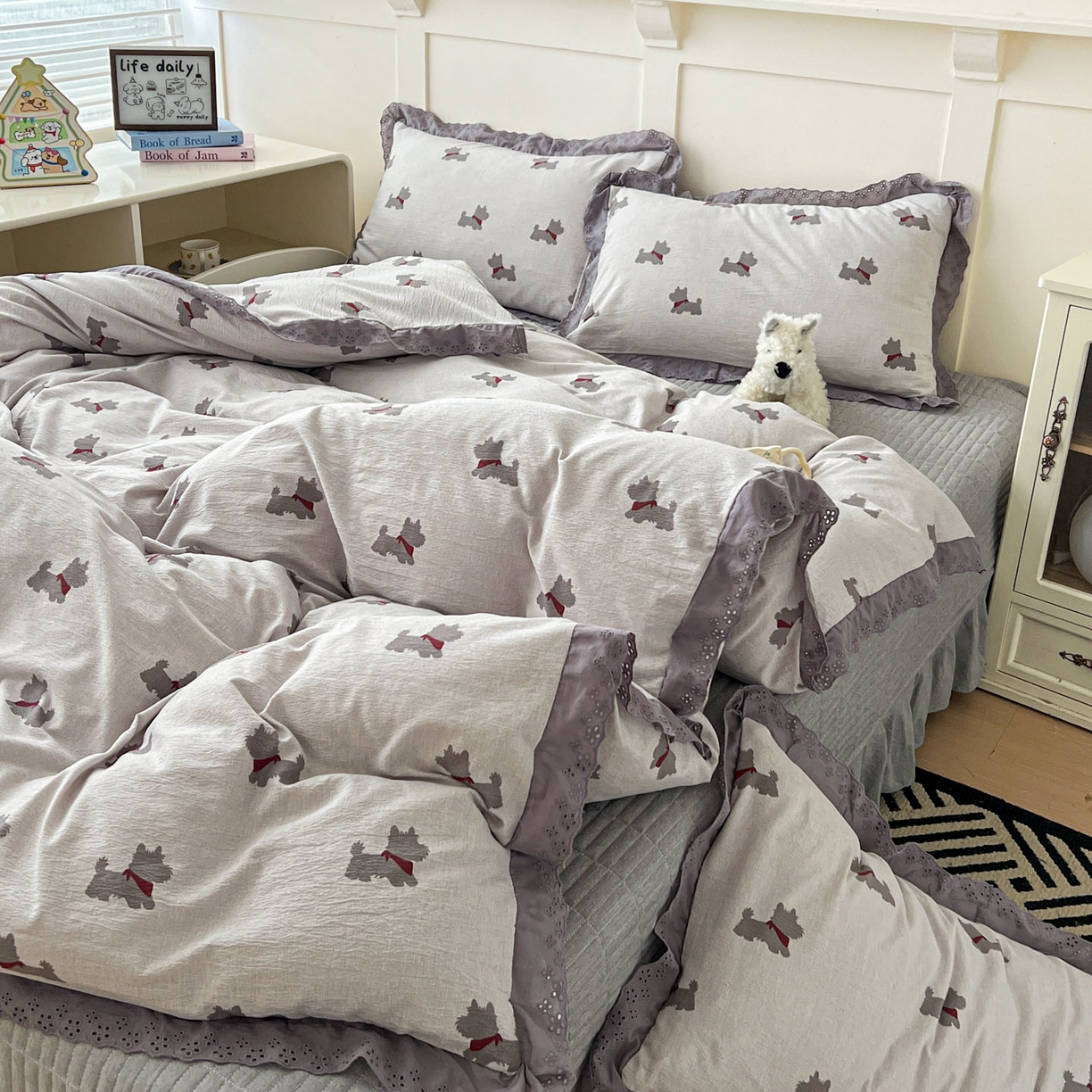 91家纺网 家纺一手货源 找家纺 富米莱（原臻工厂） 2026新款高克重爆款法式全棉纯棉花边四季款加厚色织提花床盖床裙四件套 提花-汪星人