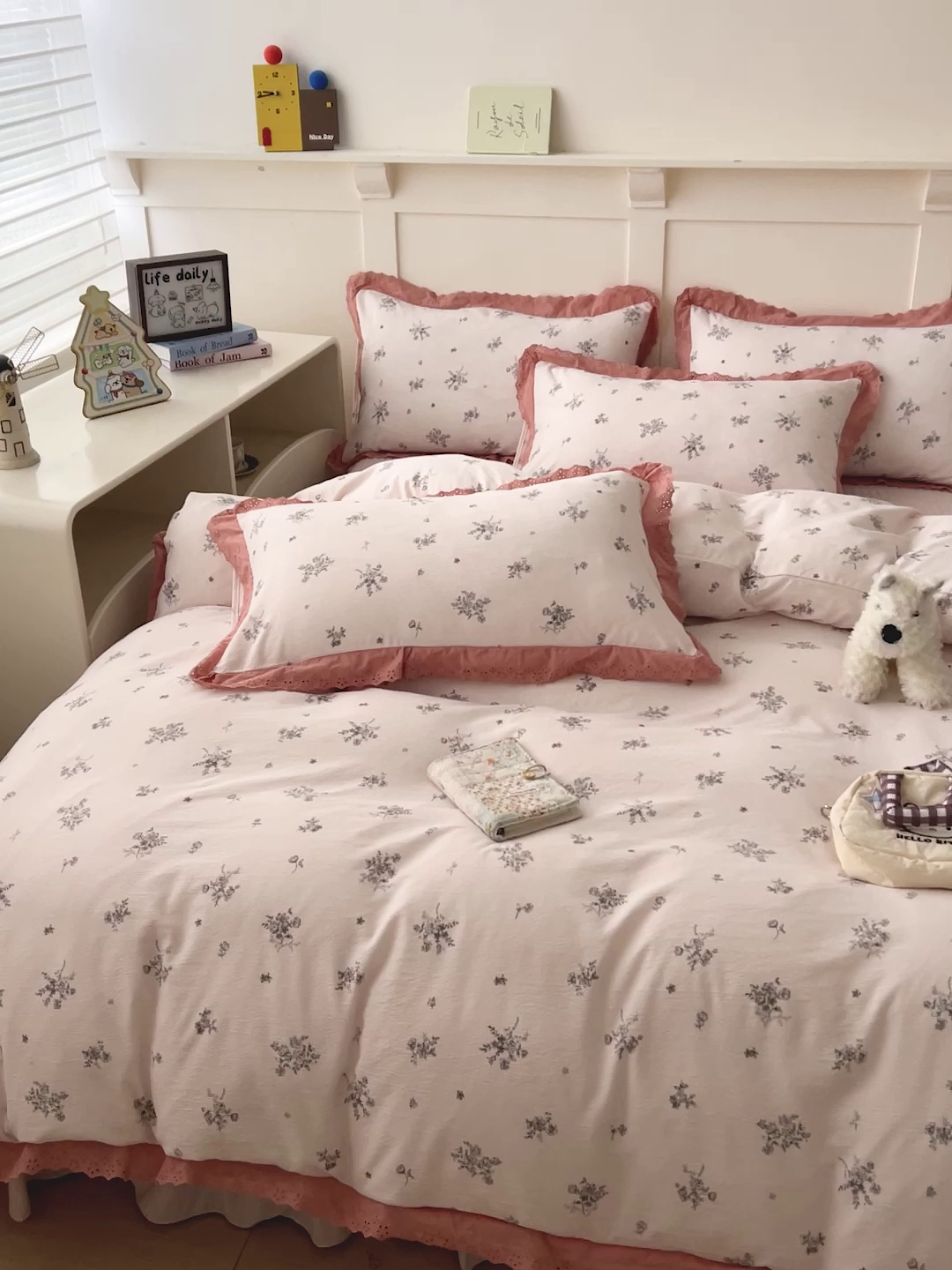 91家纺网 家纺一手货源 找家纺 富米莱（原臻工厂） 2026新款高克重爆款法式全棉纯棉花边四季款加厚色织提花床盖床裙四件套 提花-南法假日