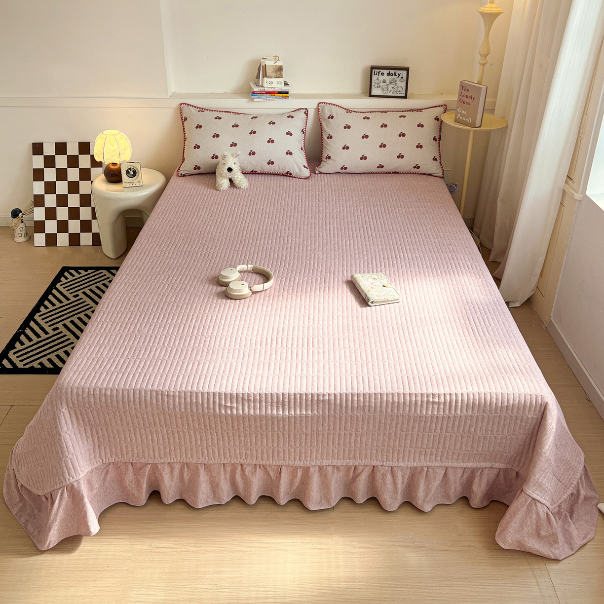 91家纺网 家纺一手货源 找家纺 富米莱（原臻工厂） 2026春夏新款色织提花贝壳边床盖床裙四件套 贝壳边-红樱桃