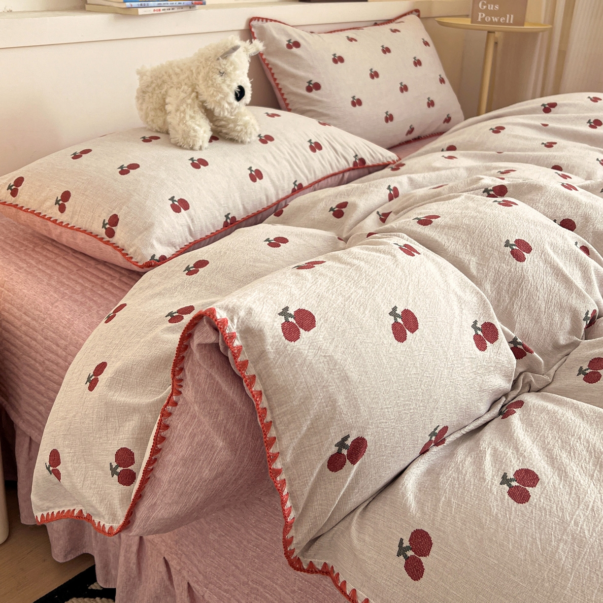 91家纺网 家纺一手货源 找家纺 富米莱（原臻工厂） 2026春夏新款色织提花贝壳边床盖床裙四件套 贝壳边-红樱桃