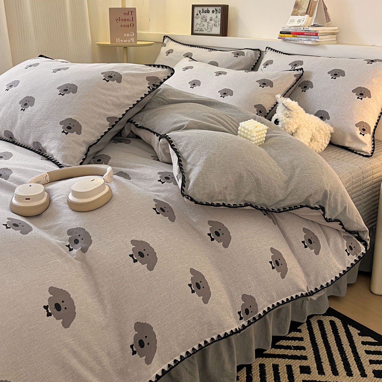 91家纺网 家纺一手货源 找家纺 富米莱（原臻工厂） 2026春夏新款色织提花贝壳边床盖床裙四件套 贝壳边-领结狗