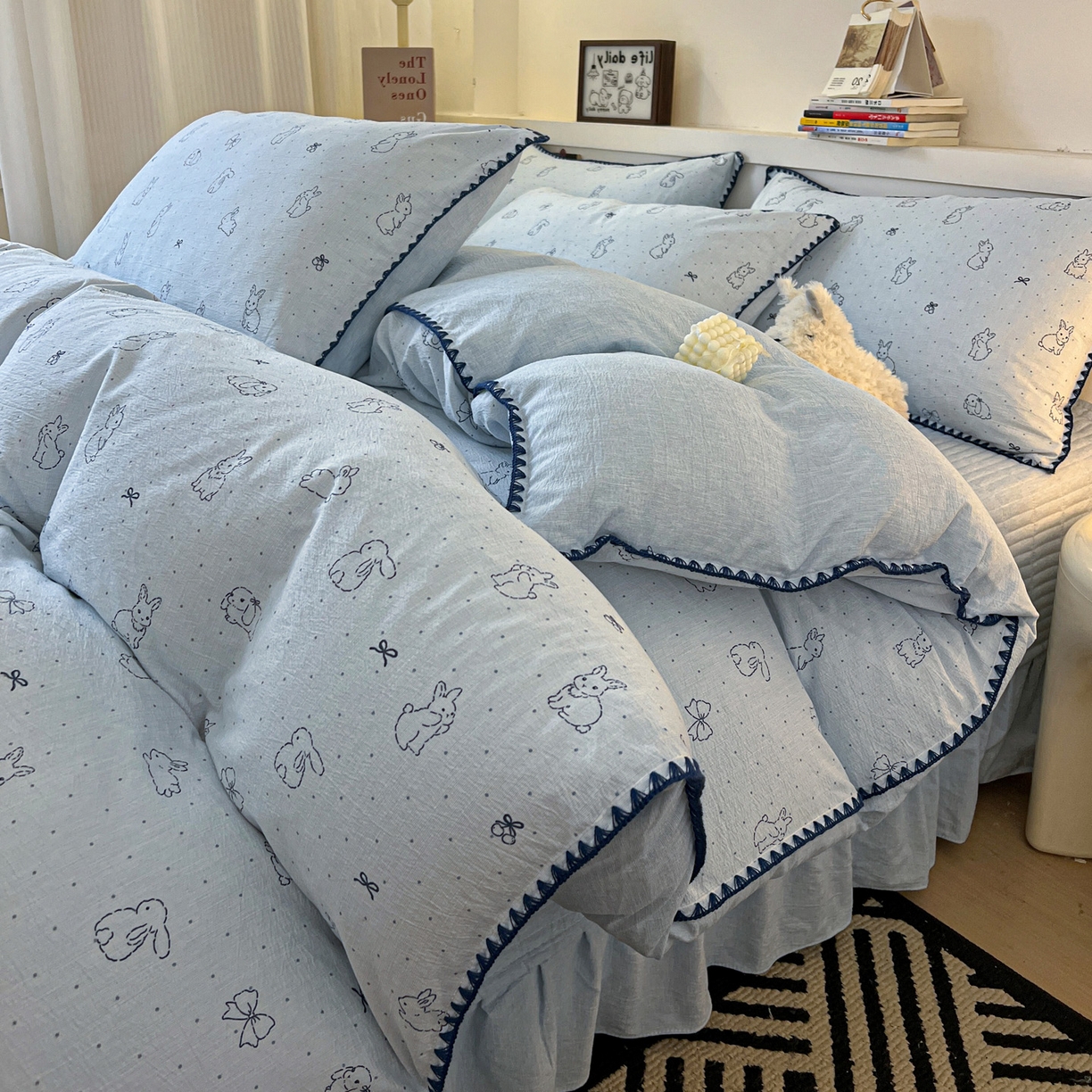 91家纺网 家纺一手货源 找家纺 富米莱（原臻工厂） 2026春夏新款色织提花贝壳边床盖床裙四件套 贝壳边-蓝小兔